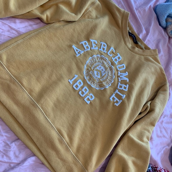 Abercrombie - Picture 2 of 2